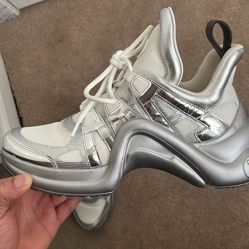 Louis Vuitton Archlight Sneaker - Picture 13 of 14